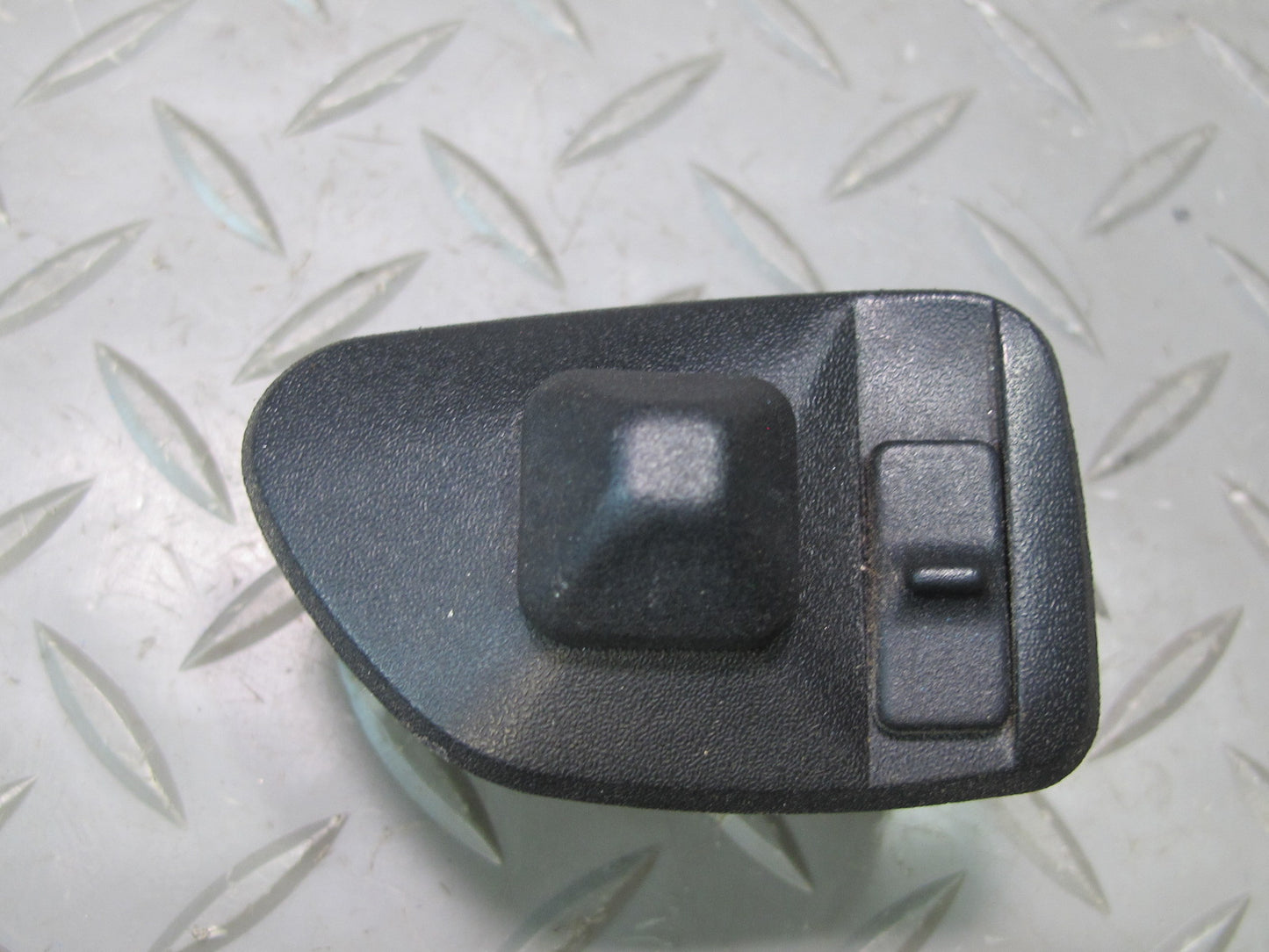 94-99 BMW E36 328iC Side View Mirror Control Switch OEM