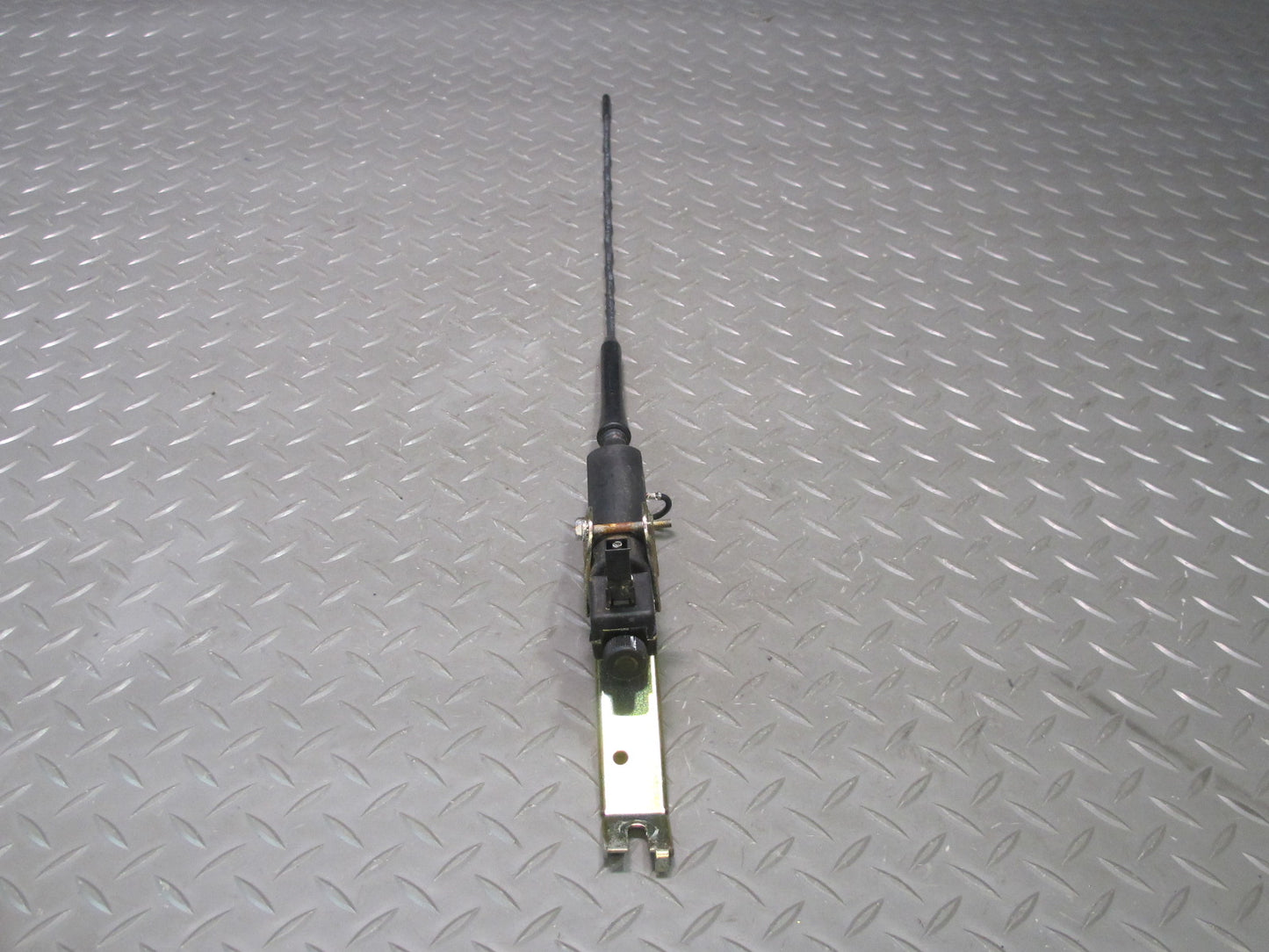 94-99 BMW E36 328iC Convertible Radio Antenna w Mount Bracket Assembly OEM