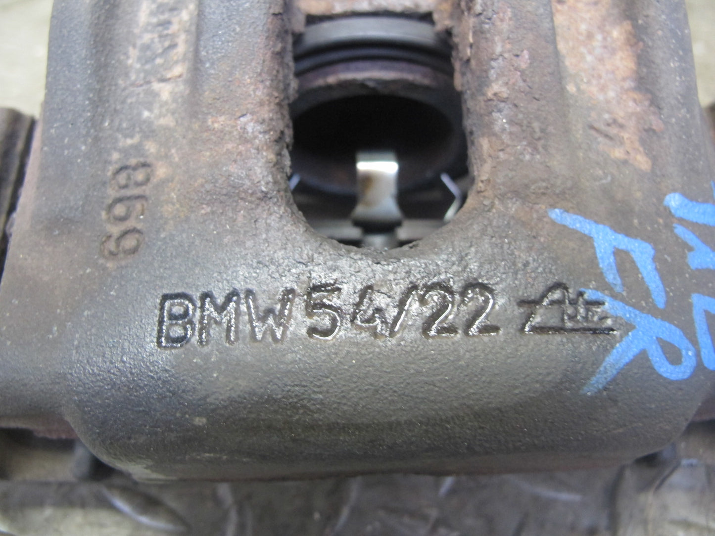 96-99 BMW E36 328iC Convertible Set of 2 Front Left & Right Brake Caliper OEM