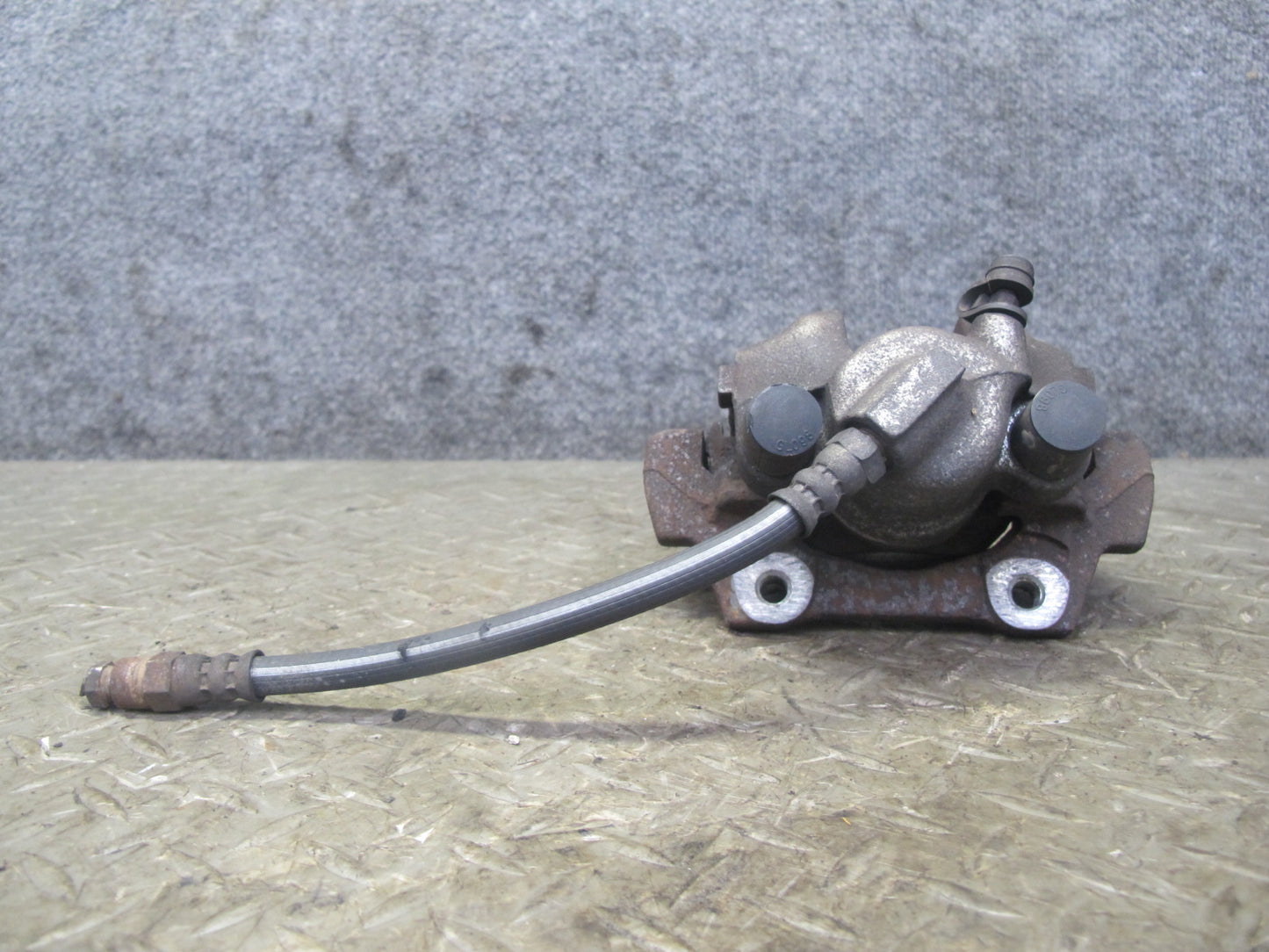 96-99 BMW E36 328iC Convertible Rear Left & Right Brake Caliper Set OEM