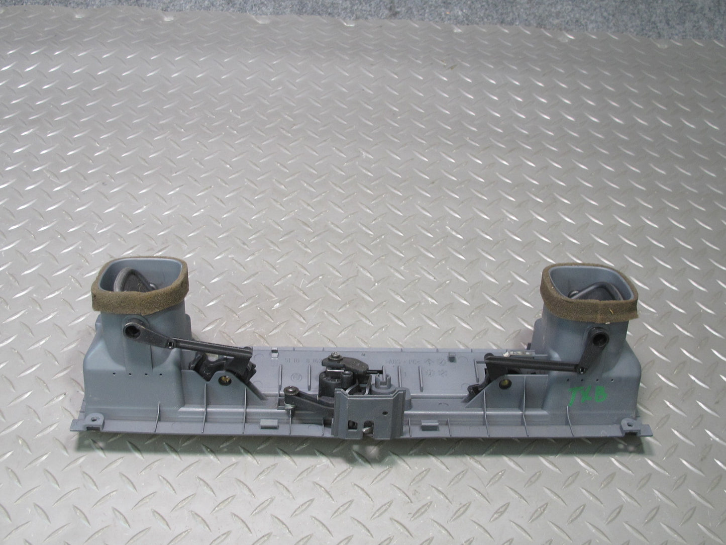 94-99 BMW E36 328iC Dash Front Right Air Vent Trim Panel 8162022 OEM