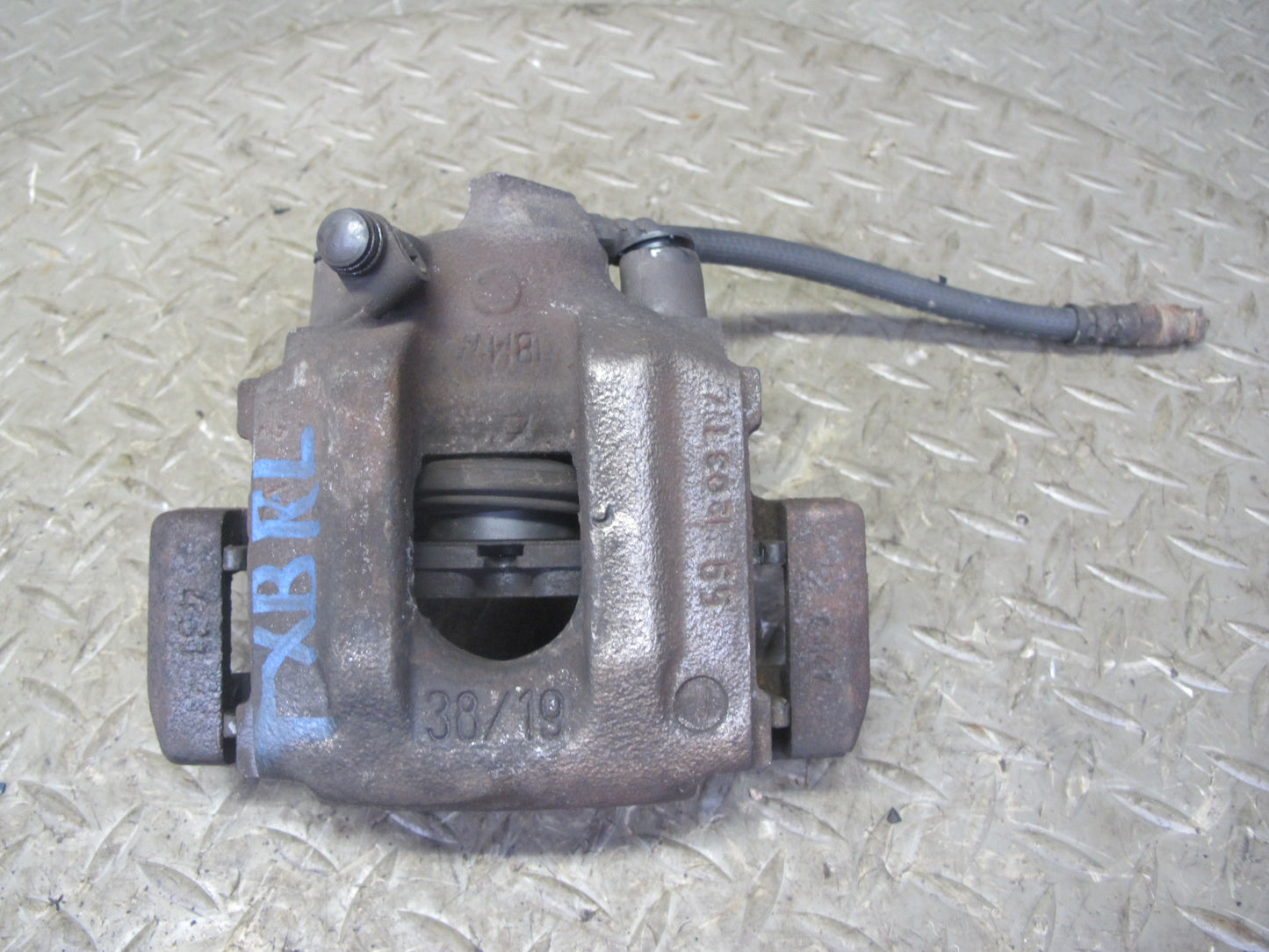 96-99 BMW E36 328iC Convertible Rear Left & Right Brake Caliper Set OEM