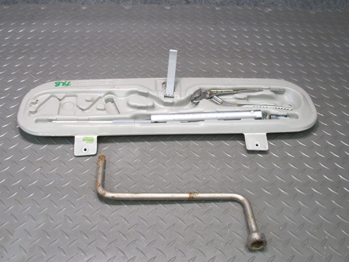 94-99 BMW E36 328iC Emergency Spare Tire Lift Jack Holder Wrench Tool KIT OEM