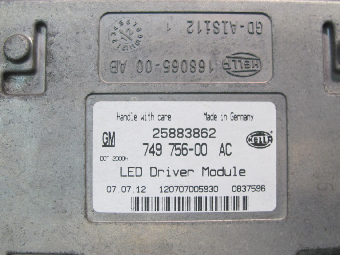 2009-2014 Cadillac Escalade Front Left LED Headlight Lamp w Ballast 25999509