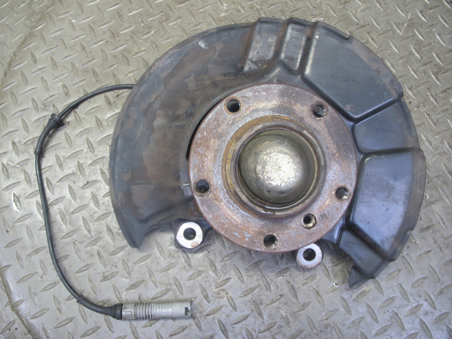 94-99 BMW E36 328iC Front Right Spindle Knuckle Wheel Hub Bearing OEM