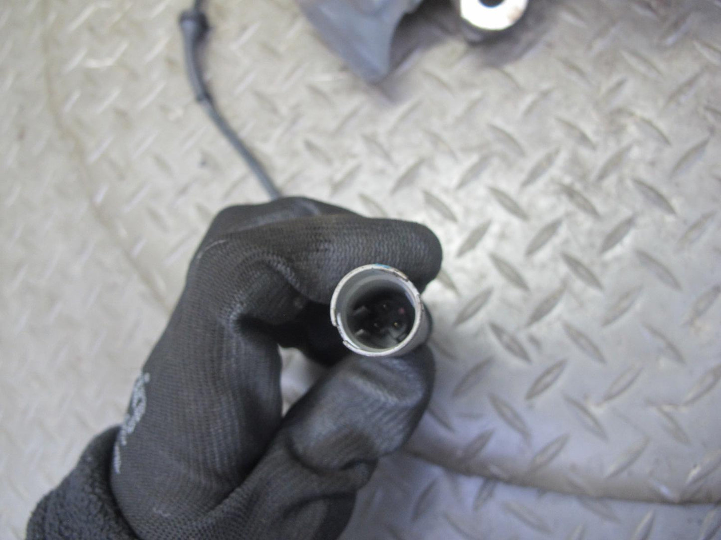 94-99 BMW E36 328iC Front Right Spindle Knuckle Wheel Hub Bearing OEM