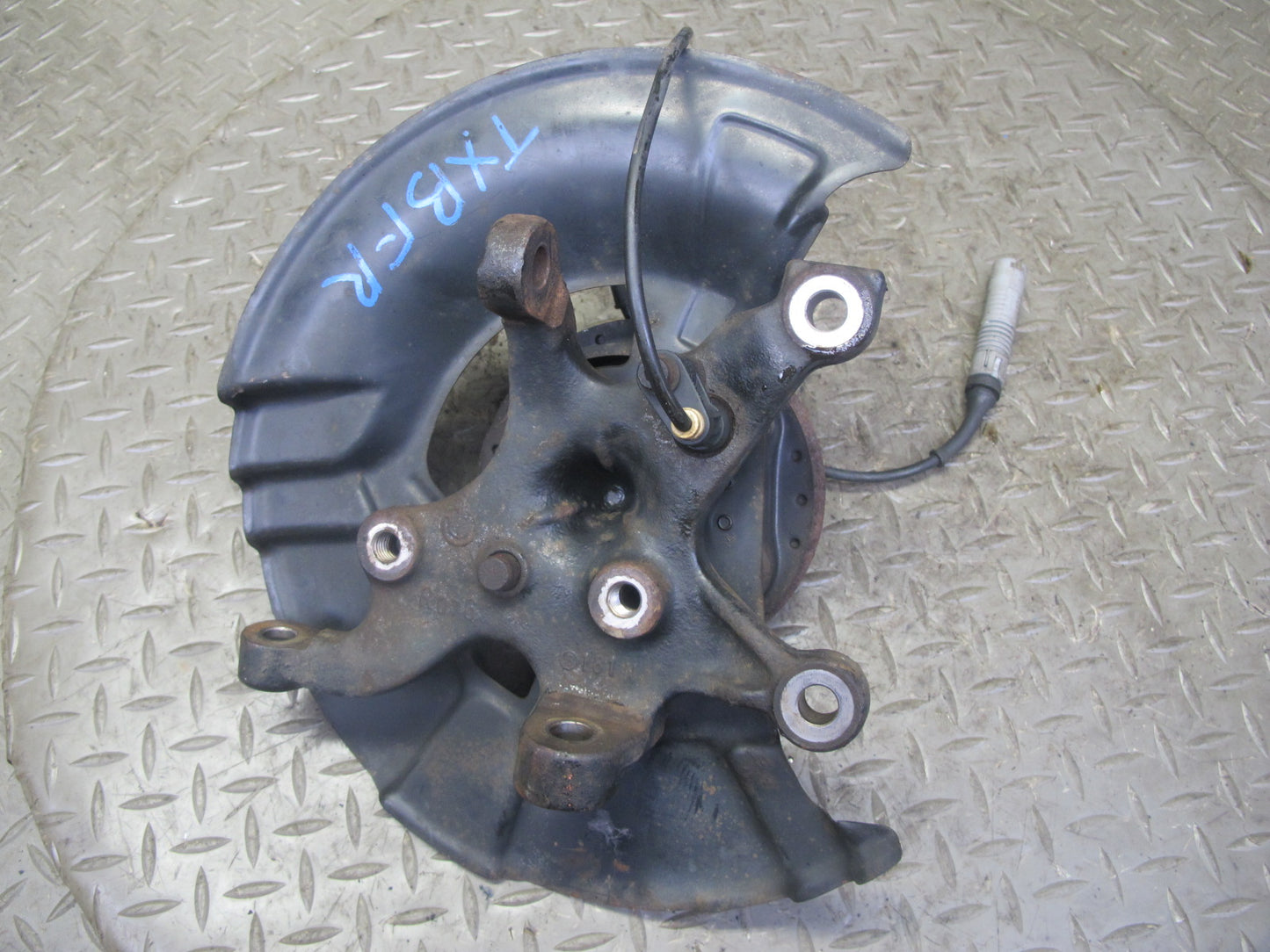 94-99 BMW E36 328iC Front Right Spindle Knuckle Wheel Hub Bearing OEM