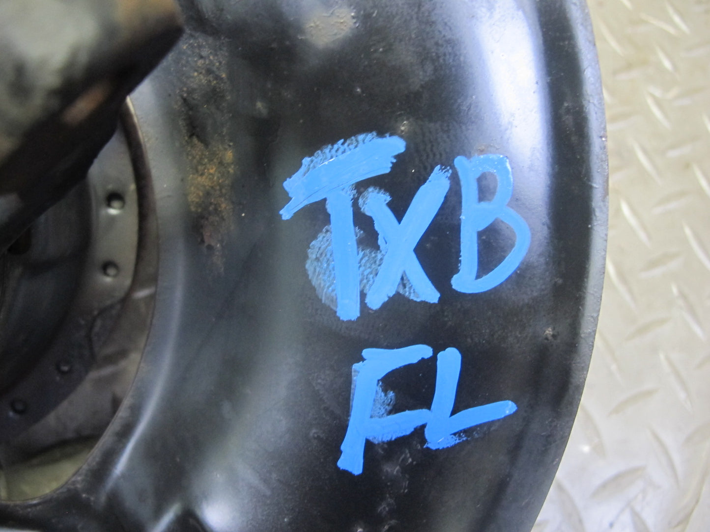 94-99 BMW E36 328iC Front Left Spindle Knuckle Wheel Hub Bearing OEM