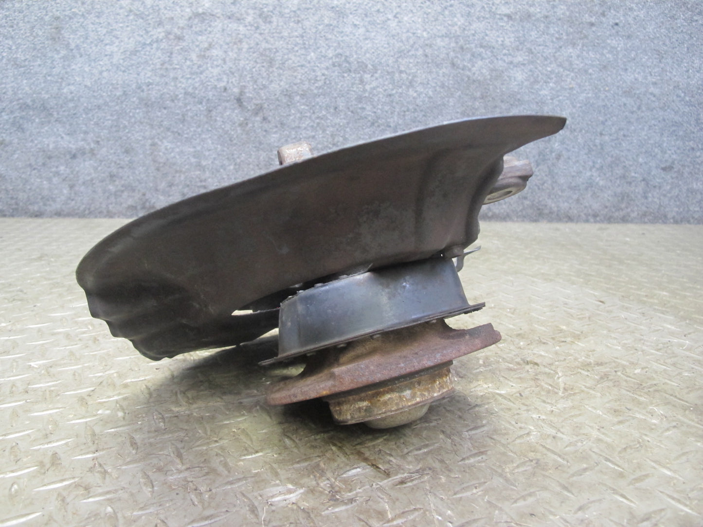 94-99 BMW E36 328iC Front Left Spindle Knuckle Wheel Hub Bearing OEM