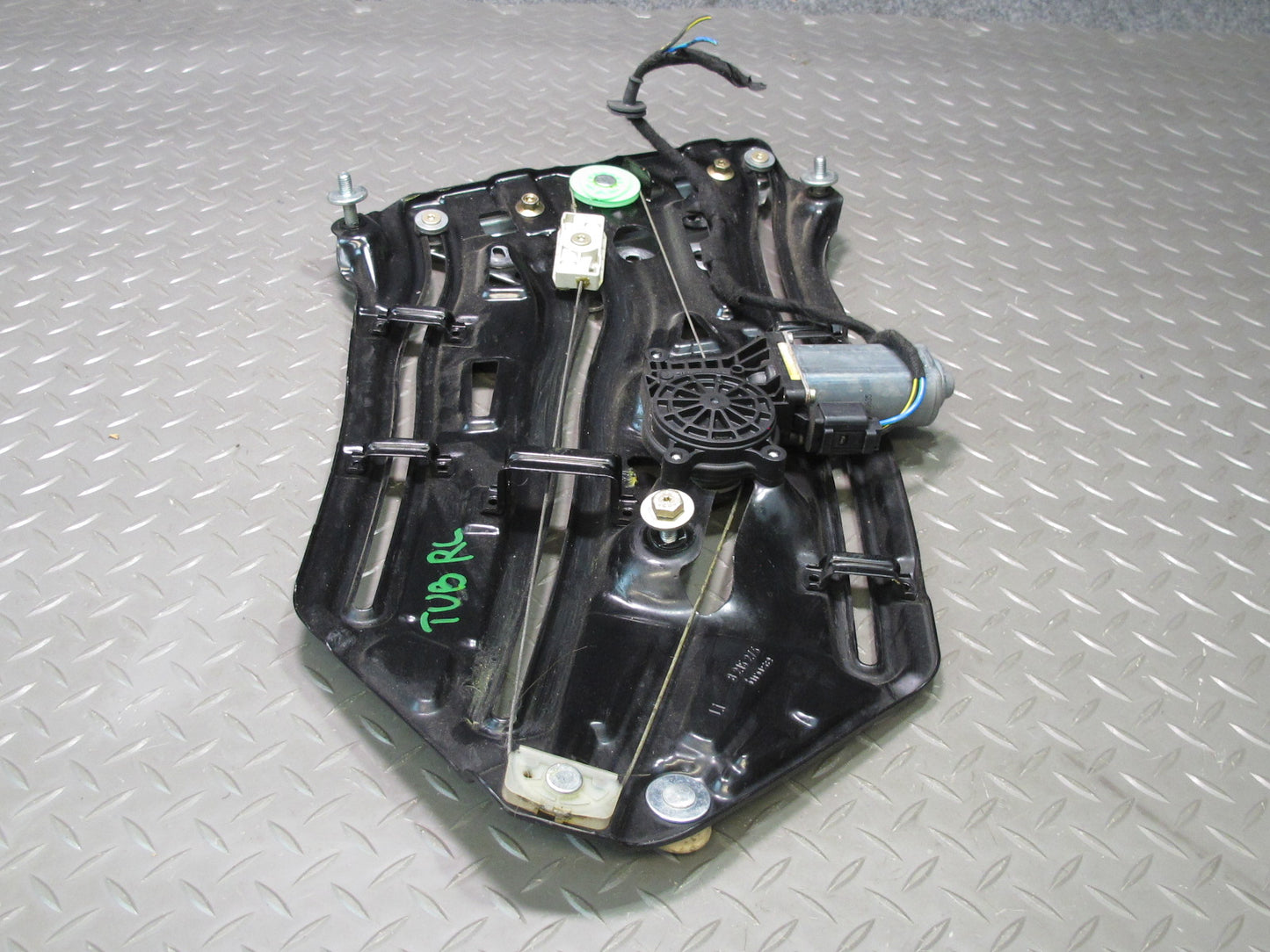 01-06 BMW E46 330ci Convertible Rear Left Quarter Window Regulator w Motor OEM