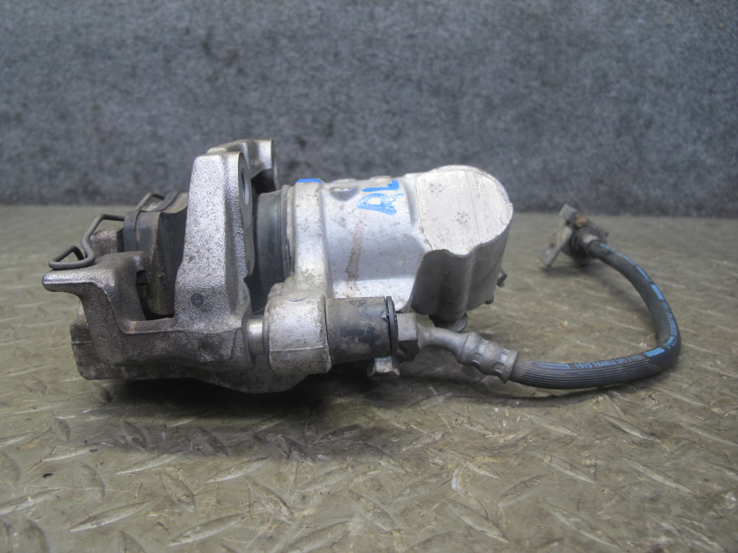 06-10 Pontiac Solstice Saturn SKY Rear Left & Right Brake Caliper Set 20K OEM