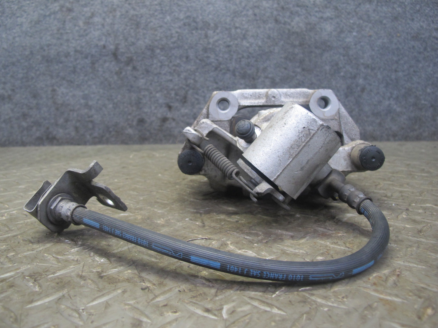 06-10 Pontiac Solstice Saturn SKY Rear Left & Right Brake Caliper Set 20K OEM