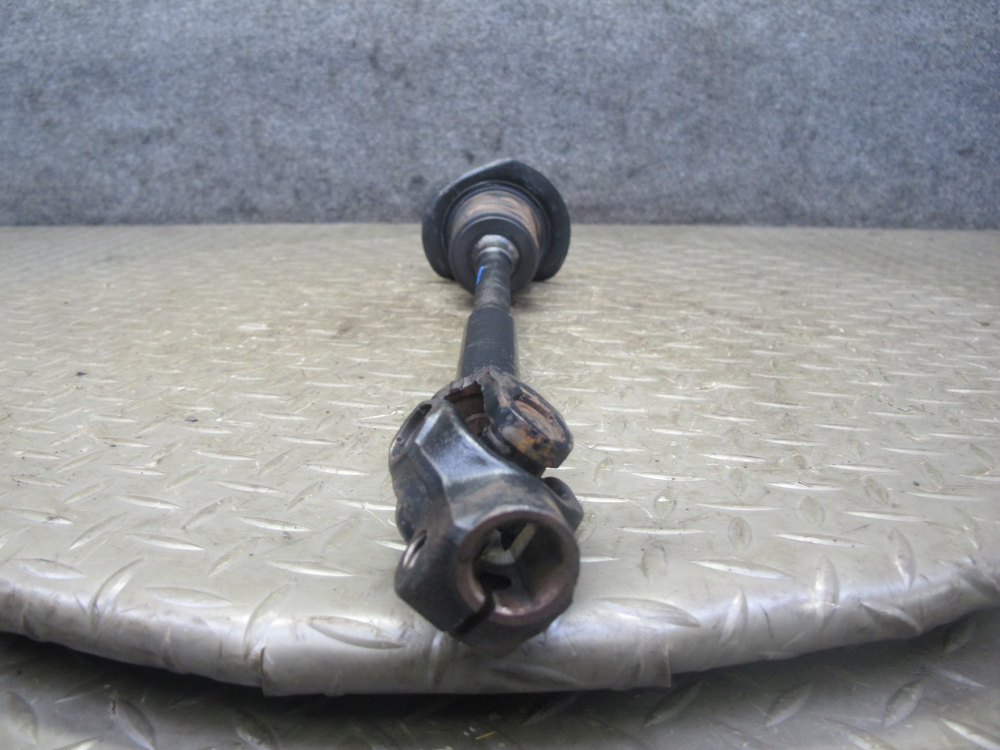 06-10 Pontiac Solstice SKY AT Steering Column Intermediate U Joint Shaft 20K OEM