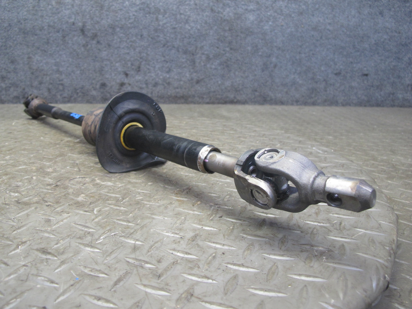 06-10 Pontiac Solstice SKY AT Steering Column Intermediate U Joint Shaft 20K OEM