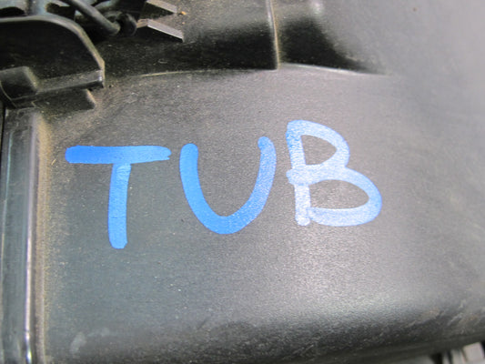 01-06 BMW E46 330i 330Ci M54 Air Intake Cleaner Filter Box w MAF Sensor OEM