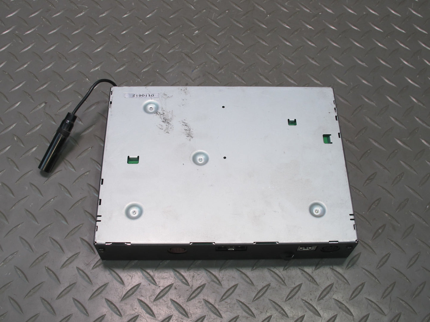 Kenwood Monitor With DVD Receiver Hideaway Unit