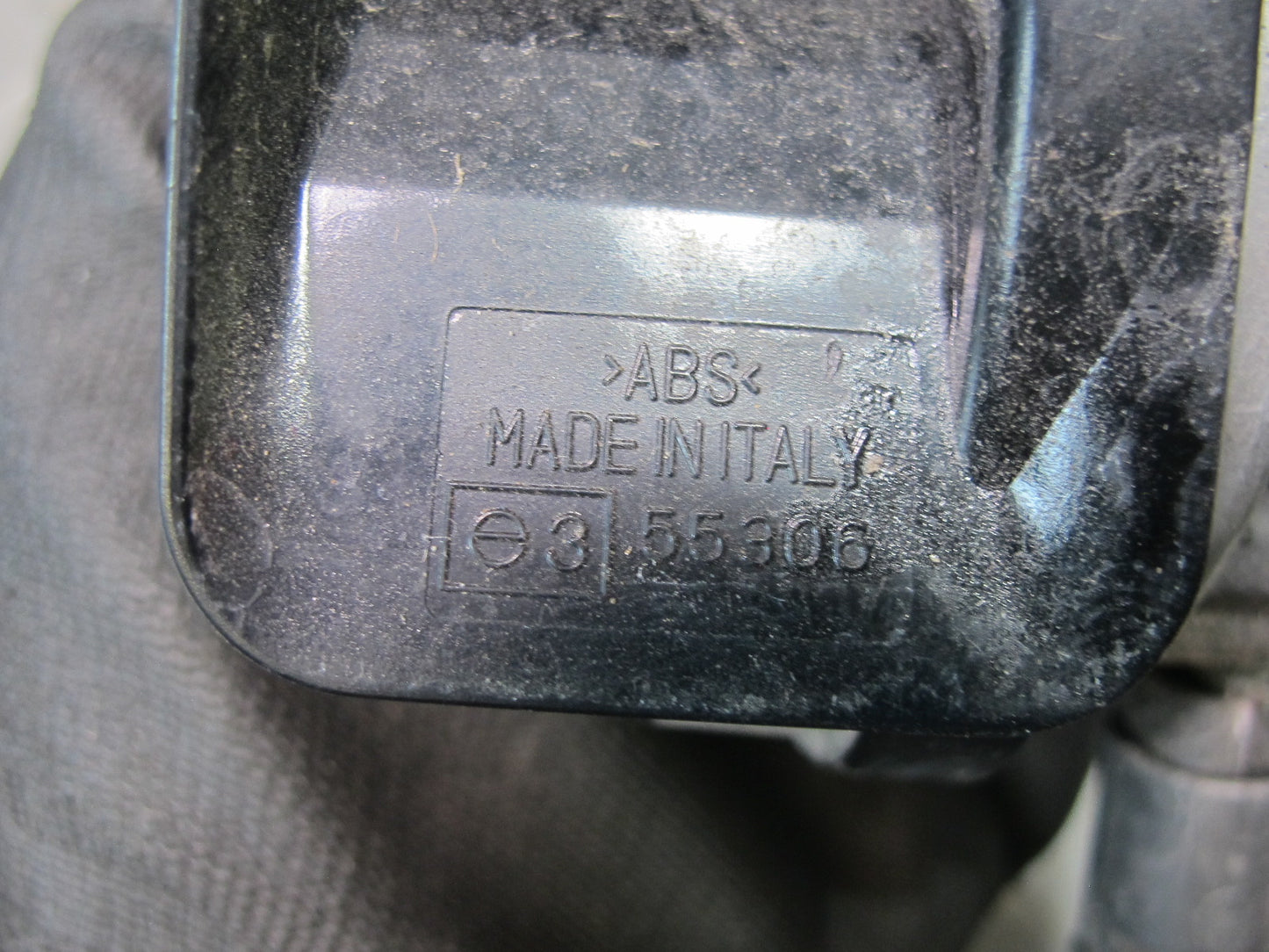 01-06 BMW E46 325CI 330CI Set of 2 High & Low Tone Note Pitch Horn Signal OEM