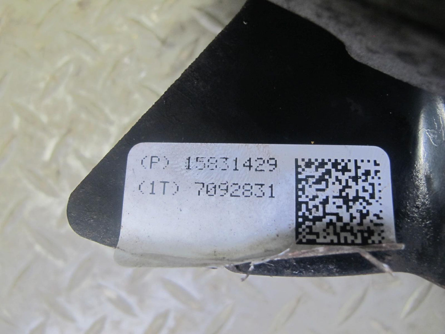 06-10 Pontiac Solstice Saturn SKY Rear Right Spindle Knuckle Wheel Hub 20K OEM