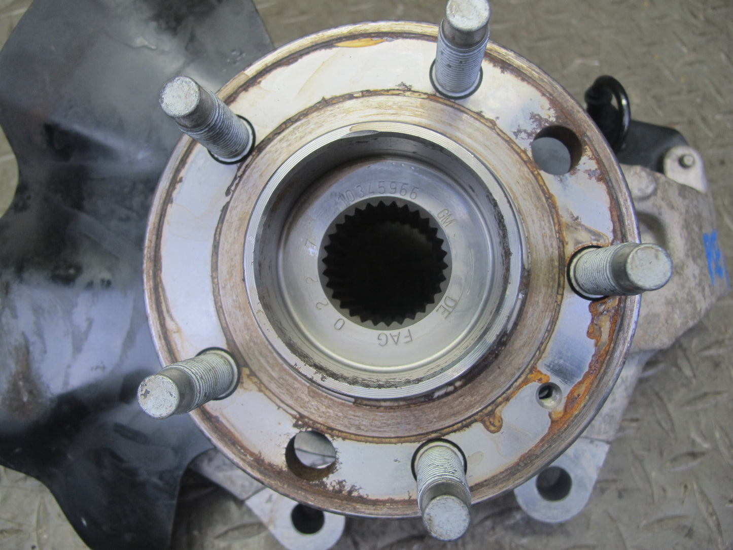 06-10 Pontiac Solstice Saturn SKY Rear Right Spindle Knuckle Wheel Hub 20K OEM