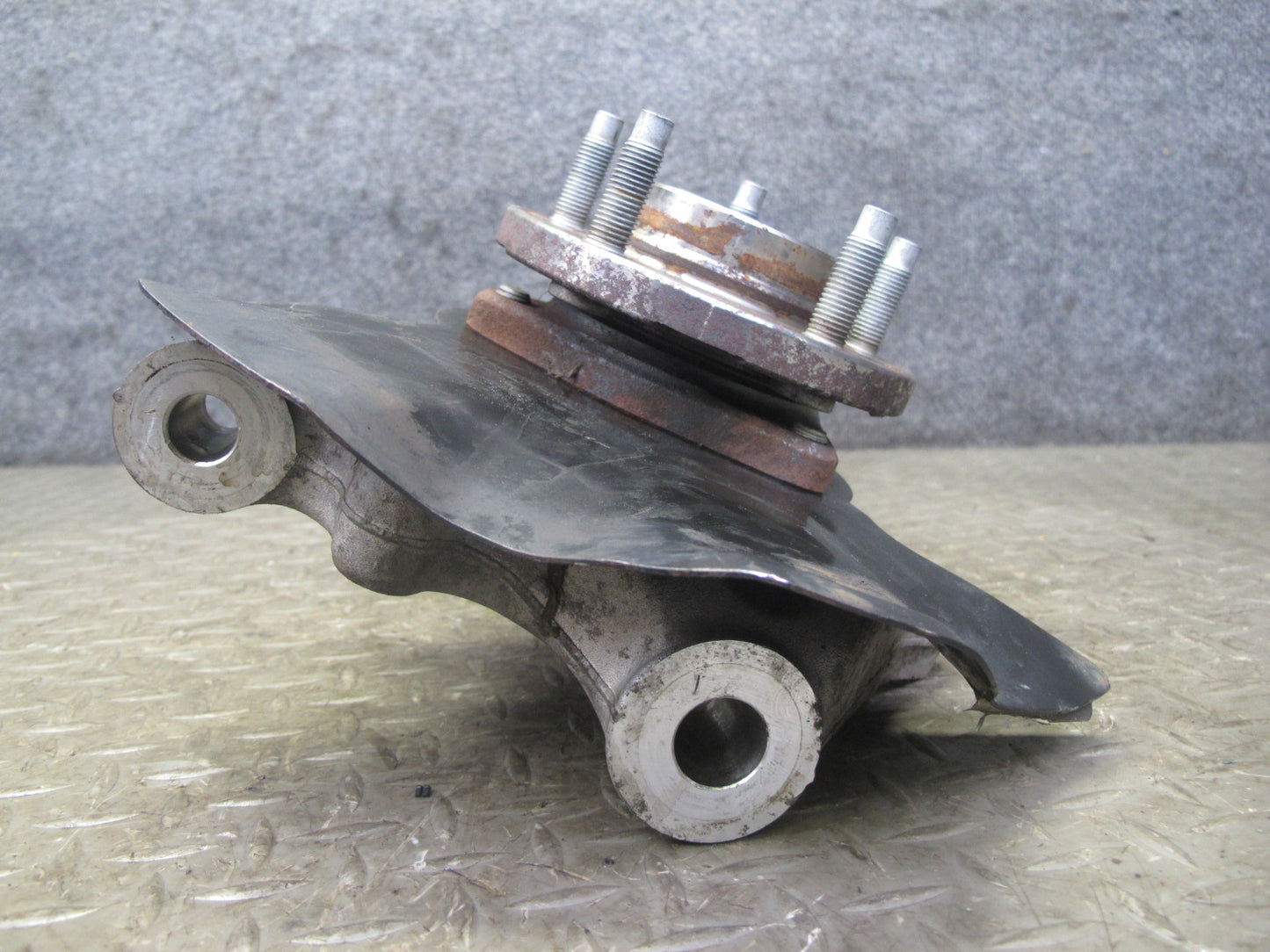 06-10 Pontiac Solstice Saturn SKY Rear Right Spindle Knuckle Wheel Hub 20K OEM