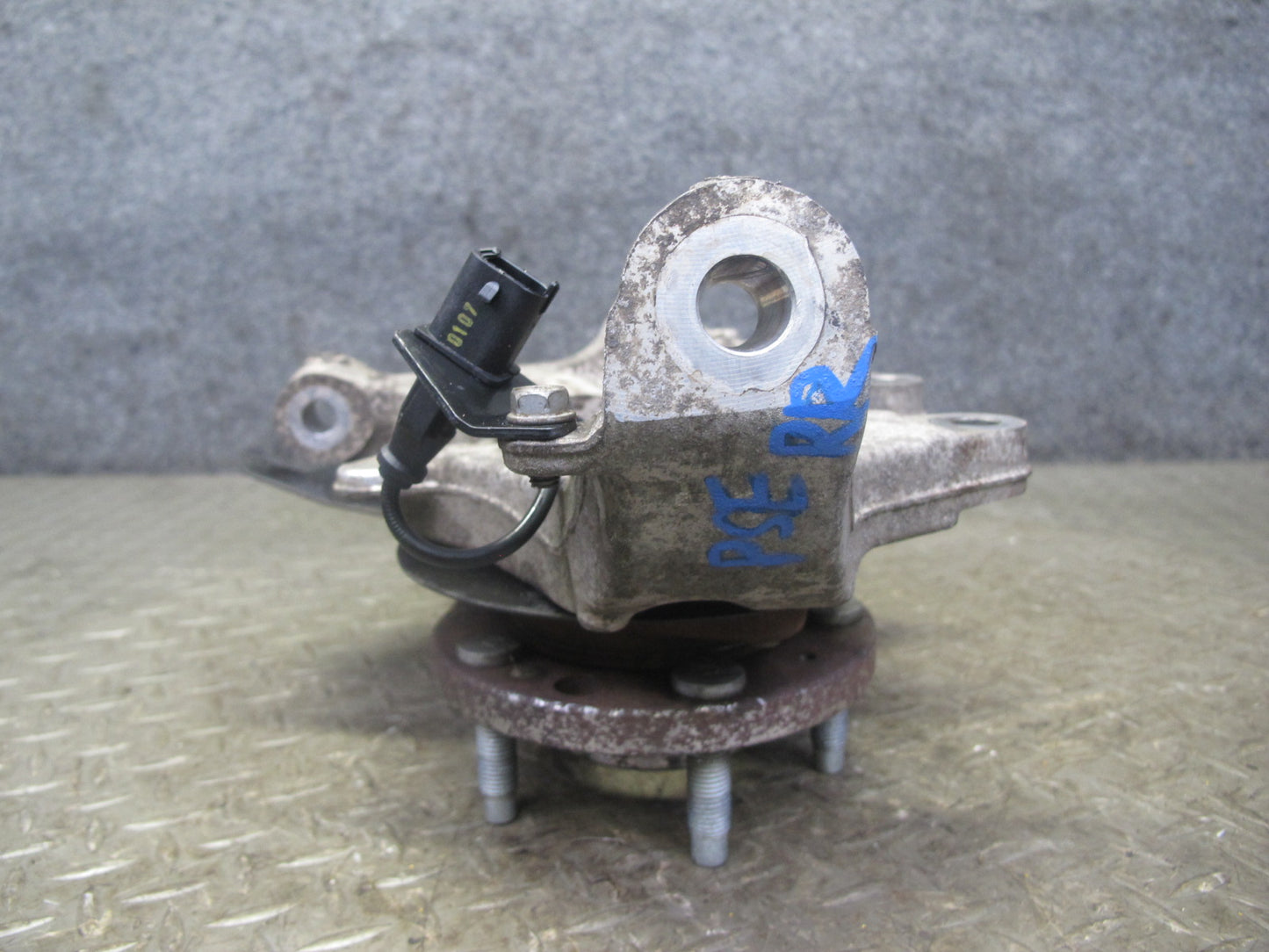 06-10 Pontiac Solstice Saturn SKY Rear Right Spindle Knuckle Wheel Hub 20K OEM