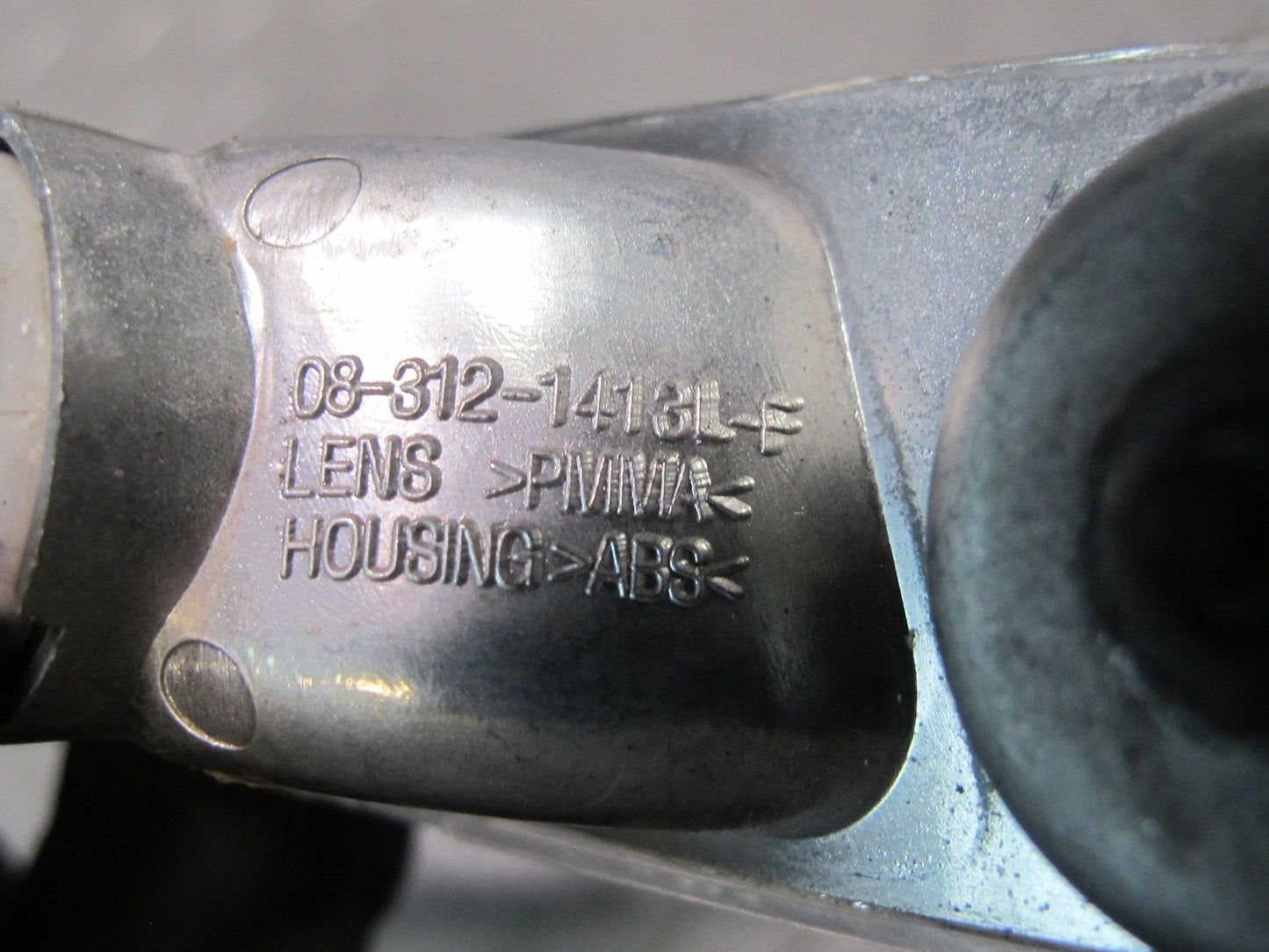 98-00 Lexus UCF20L LS400 Set of 2 Front Bumper Side Marker Light Aftermarket