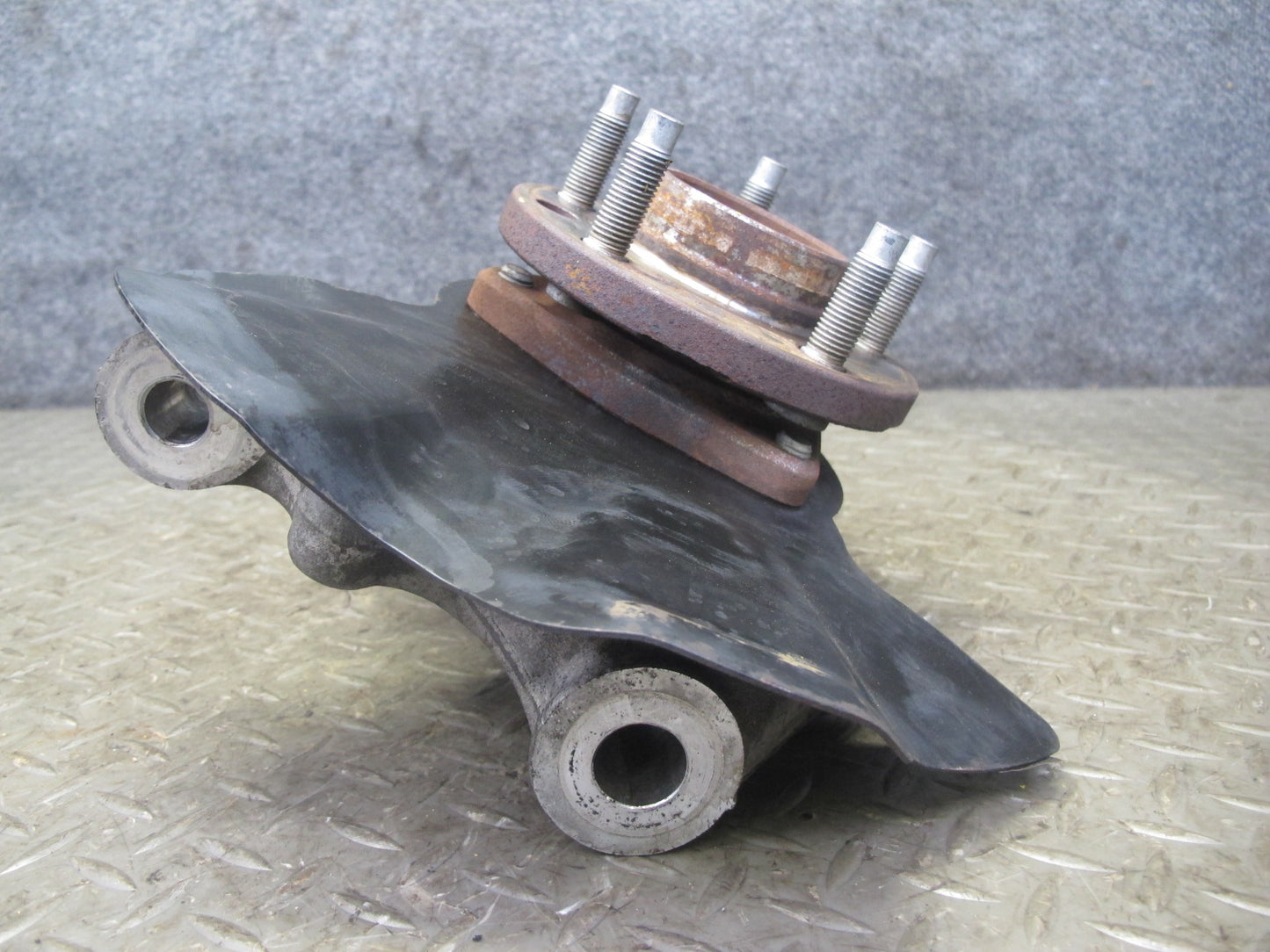 06-10 Pontiac Solstice Saturn SKY Front Left Spindle Knuckle Wheel Hub 20K OEM