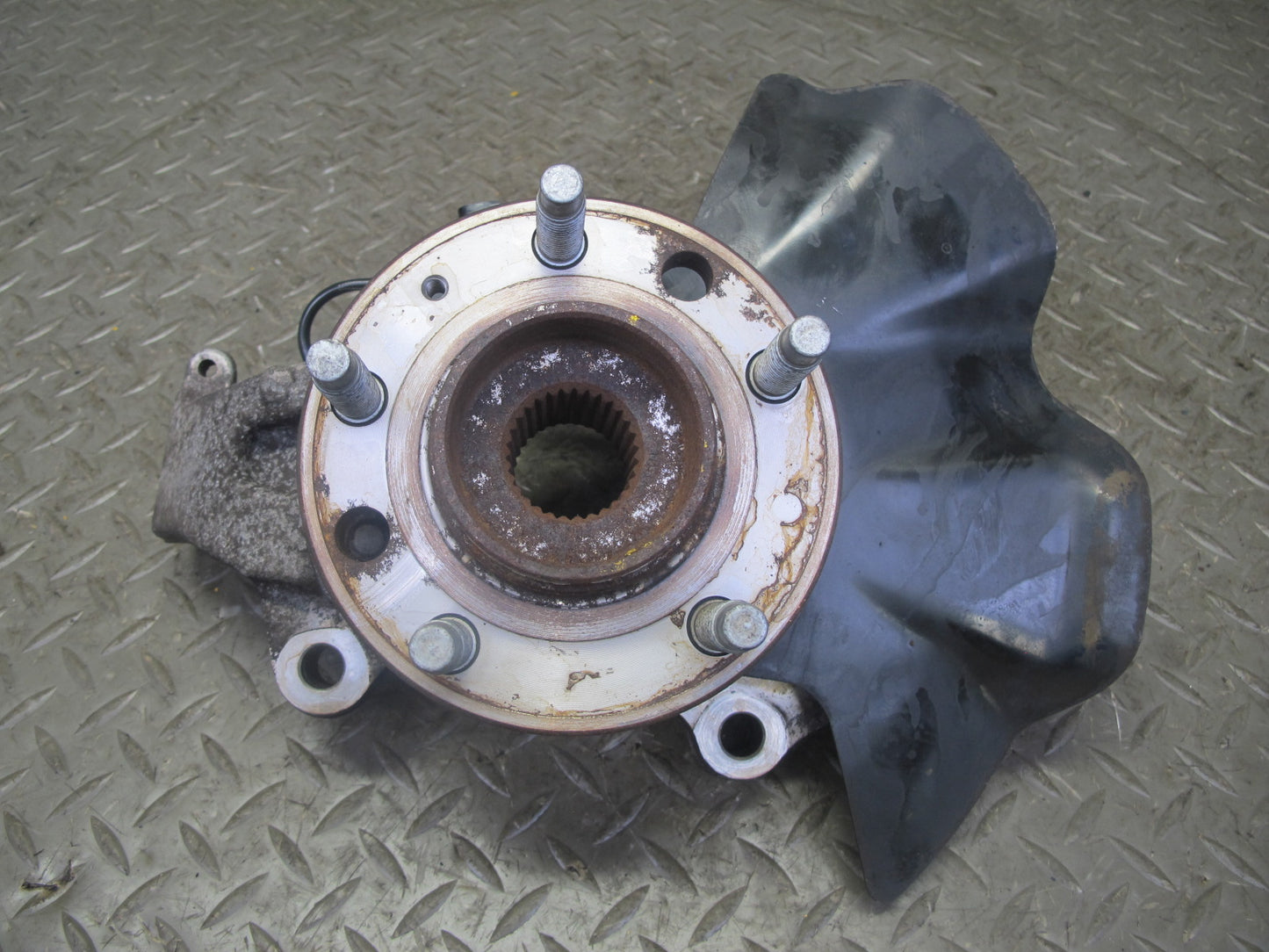 06-10 Pontiac Solstice Saturn SKY Front Right Spindle Knuckle Wheel Hub 20K OEM