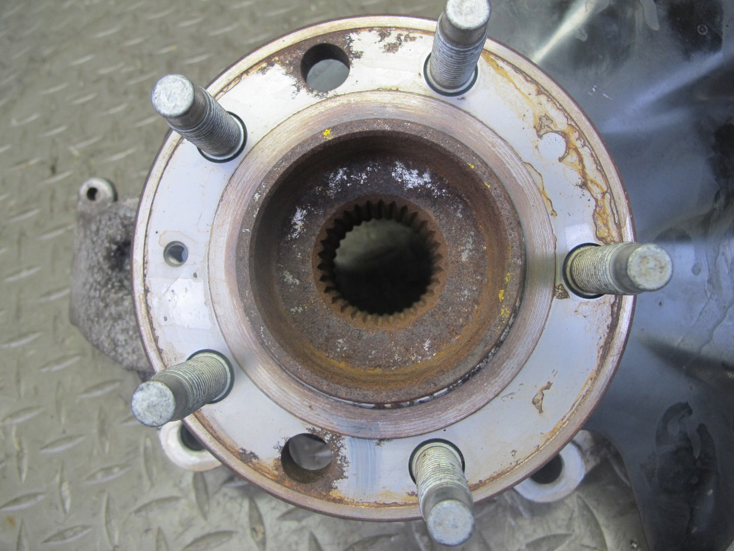 06-10 Pontiac Solstice Saturn SKY Front Right Spindle Knuckle Wheel Hub 20K OEM