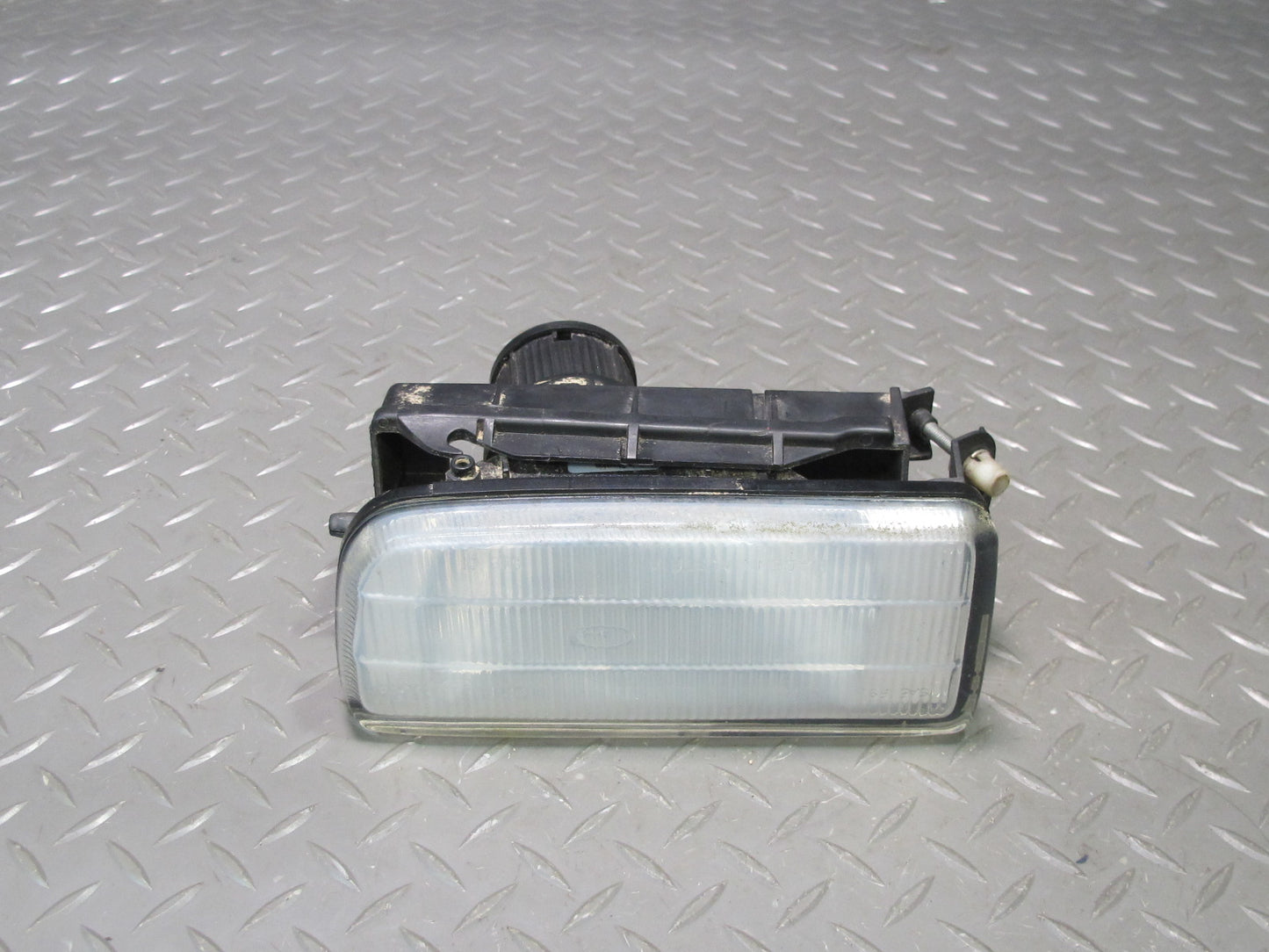 96-99 BMW E36 328iC Set of 2 Front Left & Right Fog Light Lamp OEM