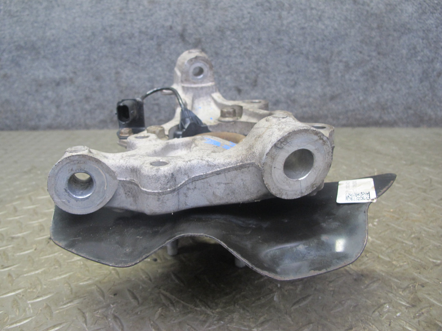 06-10 Pontiac Solstice Saturn SKY Front Right Spindle Knuckle Wheel Hub 20K OEM