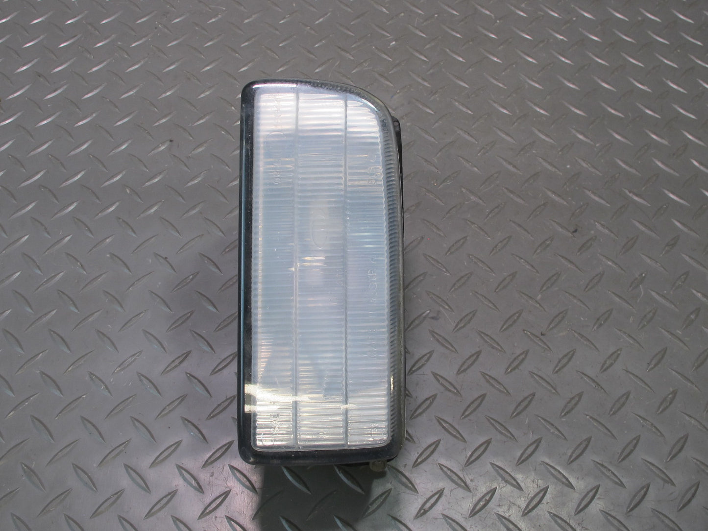 96-99 BMW E36 328iC Set of 2 Front Left & Right Fog Light Lamp OEM