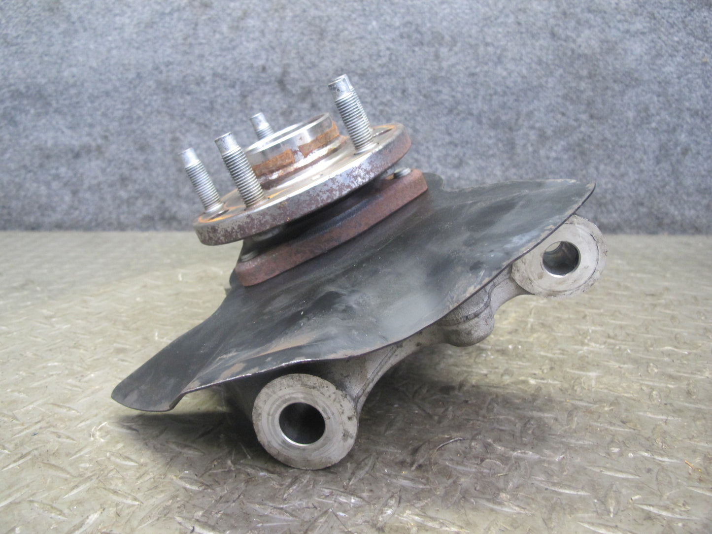 06-10 Pontiac Solstice Saturn SKY Rear Left Spindle Knuckle Wheel Hub 20K OEM