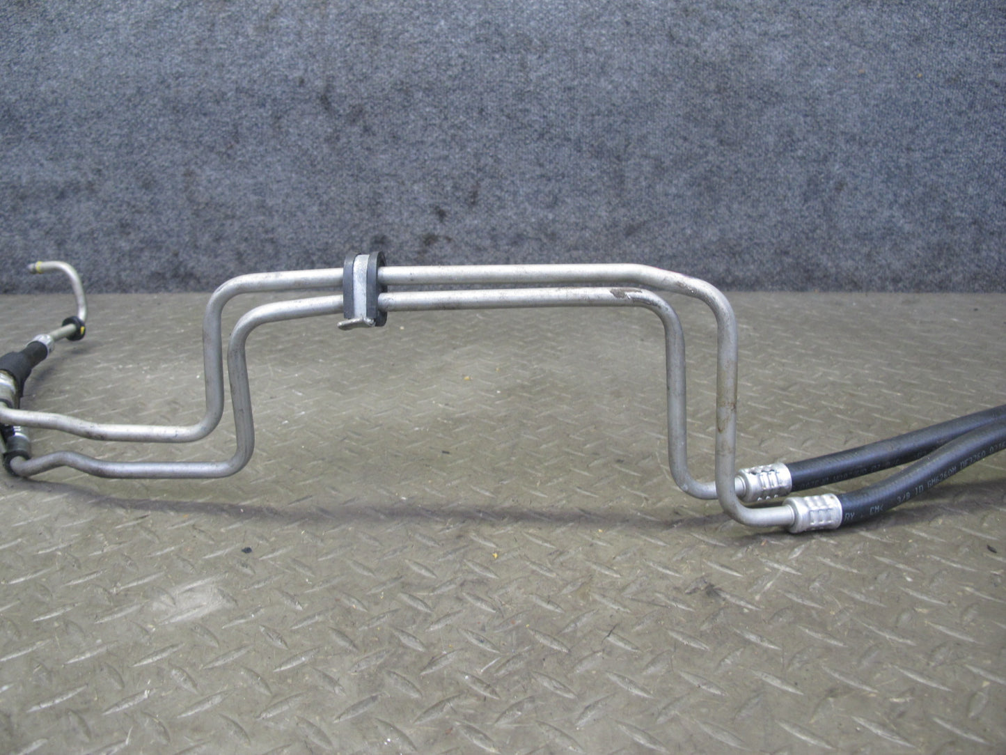 06-10 Pontiac Solstice Saturn SKY 2.4L A/T Auto Transmission Oil Cooler Hose OEM