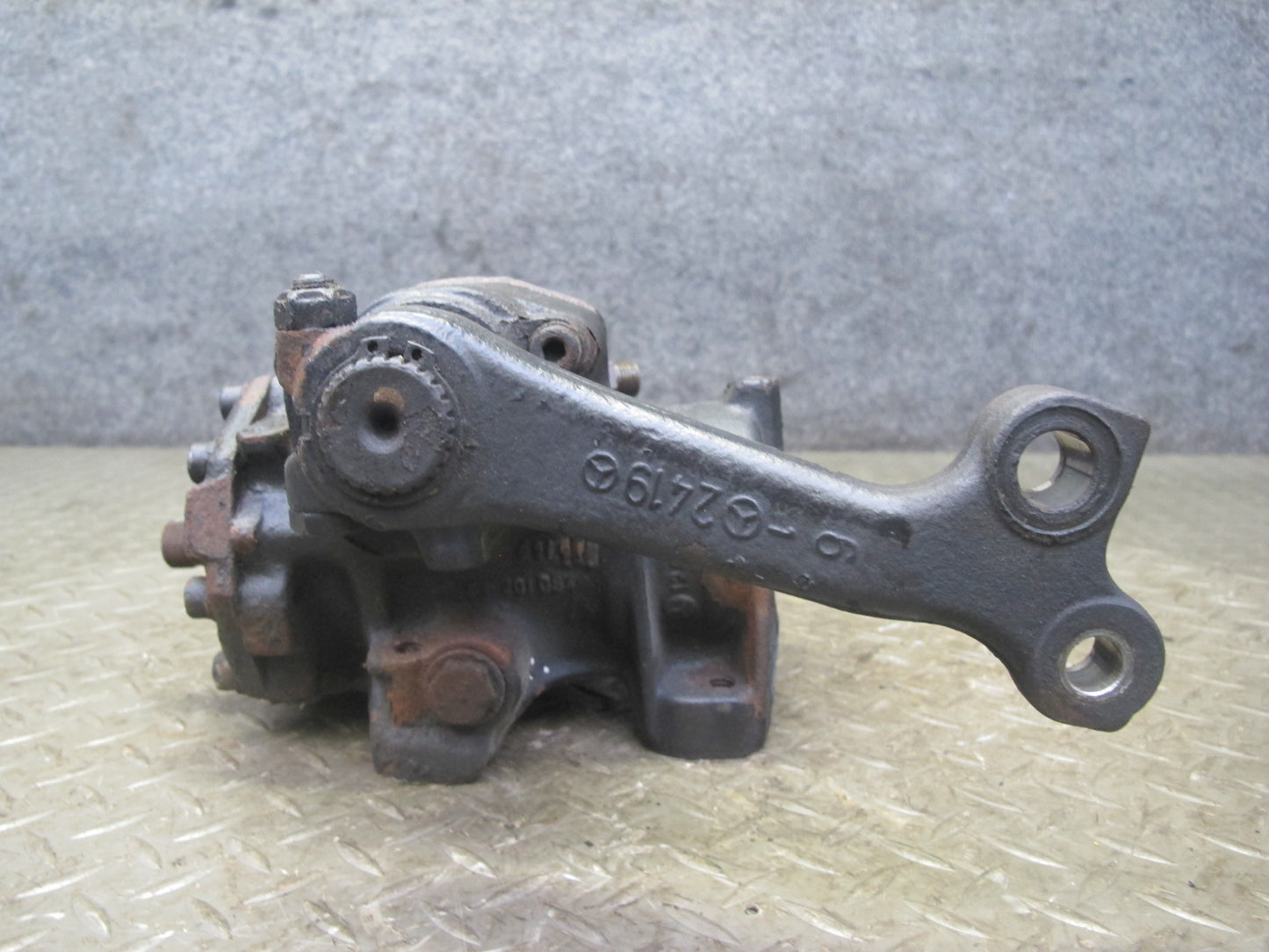 94-95 Mercedes W124 300D Power Steering Gear Box 1244611501 OEM