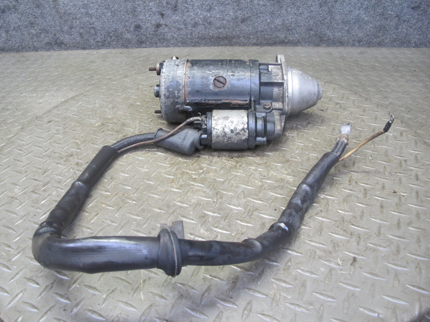 73-85 Mercedes R107 450SL 380SL Engine Starter Motor w Ground Wire OEM