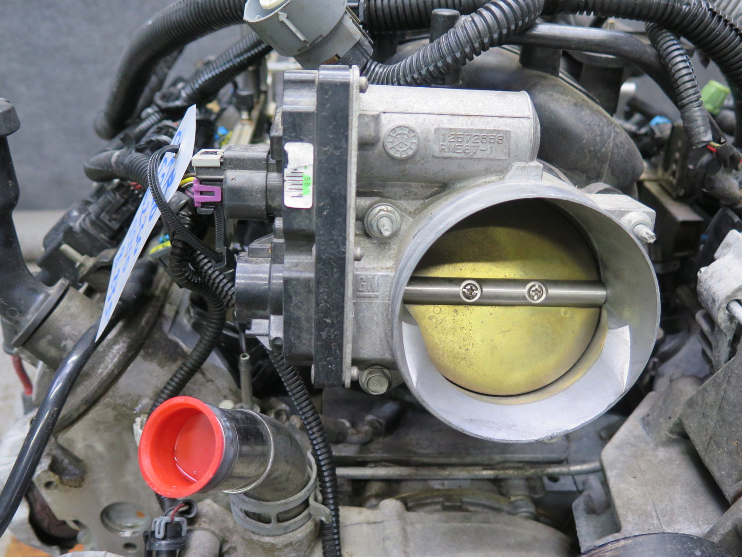 05-06 Chevrolet SSR 6.0L LS2 RWD Engine Motor w Torque Converter Assembly OEM