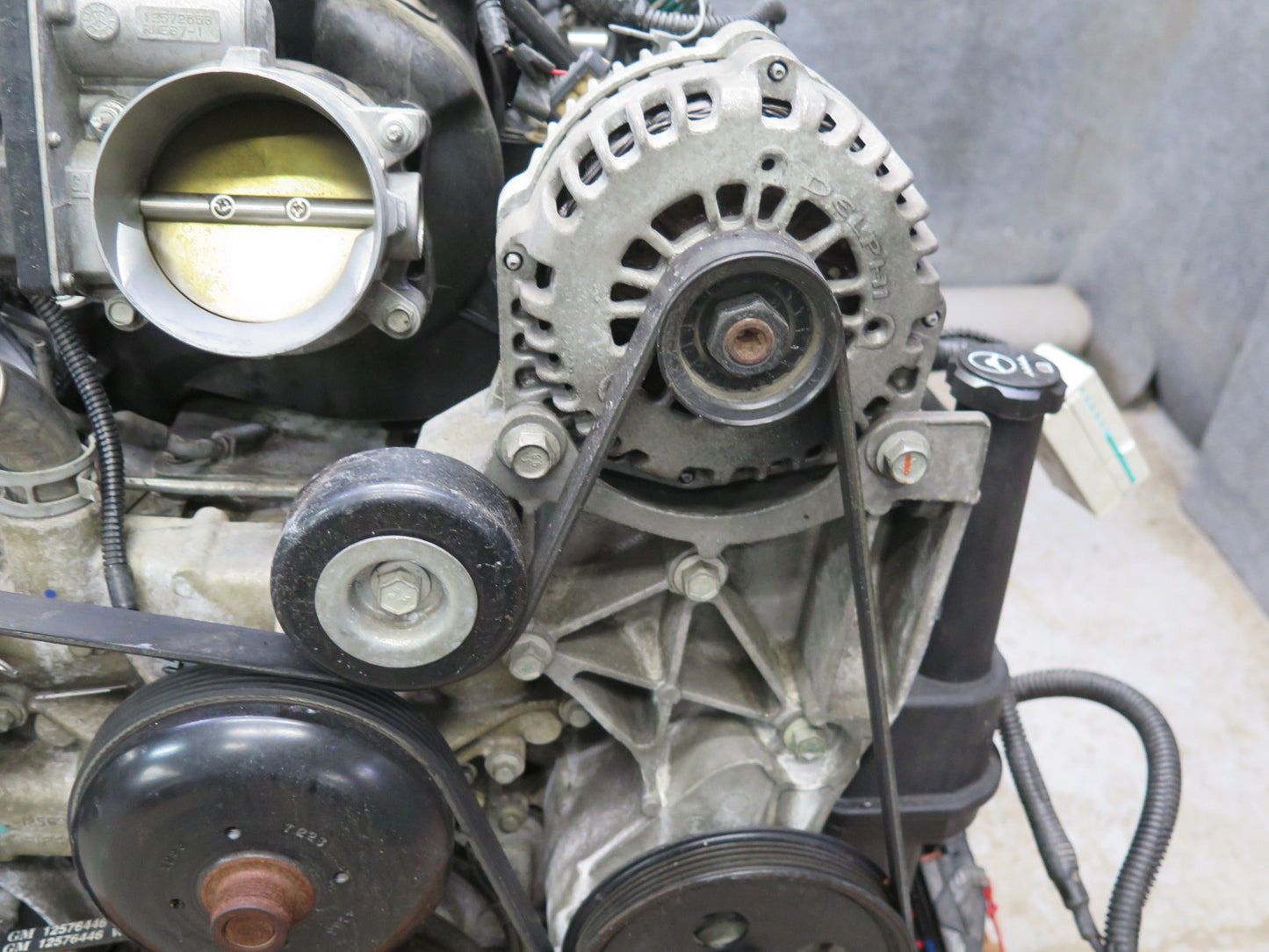 05-06 Chevrolet SSR 6.0L LS2 RWD Engine Motor w Torque Converter Assembly OEM