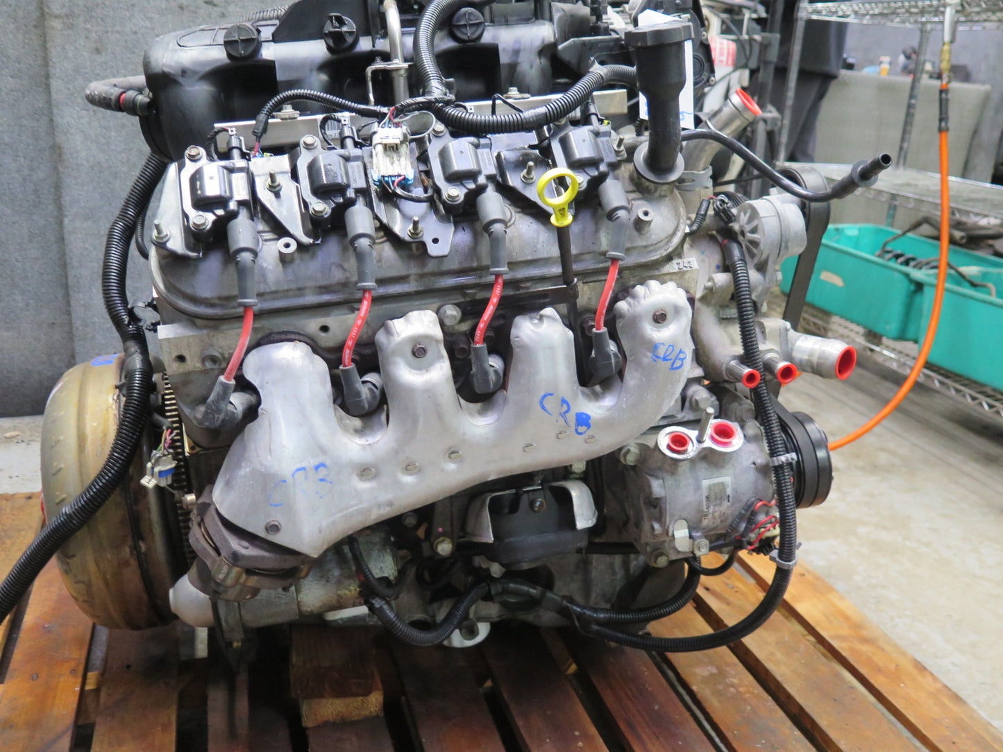 05-06 Chevrolet SSR 6.0L LS2 RWD Engine Motor w Torque Converter Assembly OEM