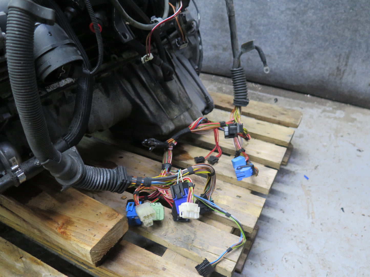 01-02 BMW E46 330Ci 3.0L M54 M54B30 RWD Complete Engine Motor 156k