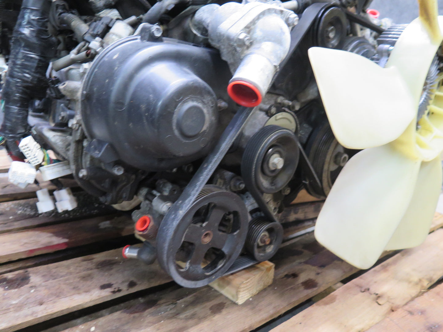 2006-2007 Lexus J100 LX470 4.7L V8 2UZFE Complete Engine Motor VIN T 5TH Digit