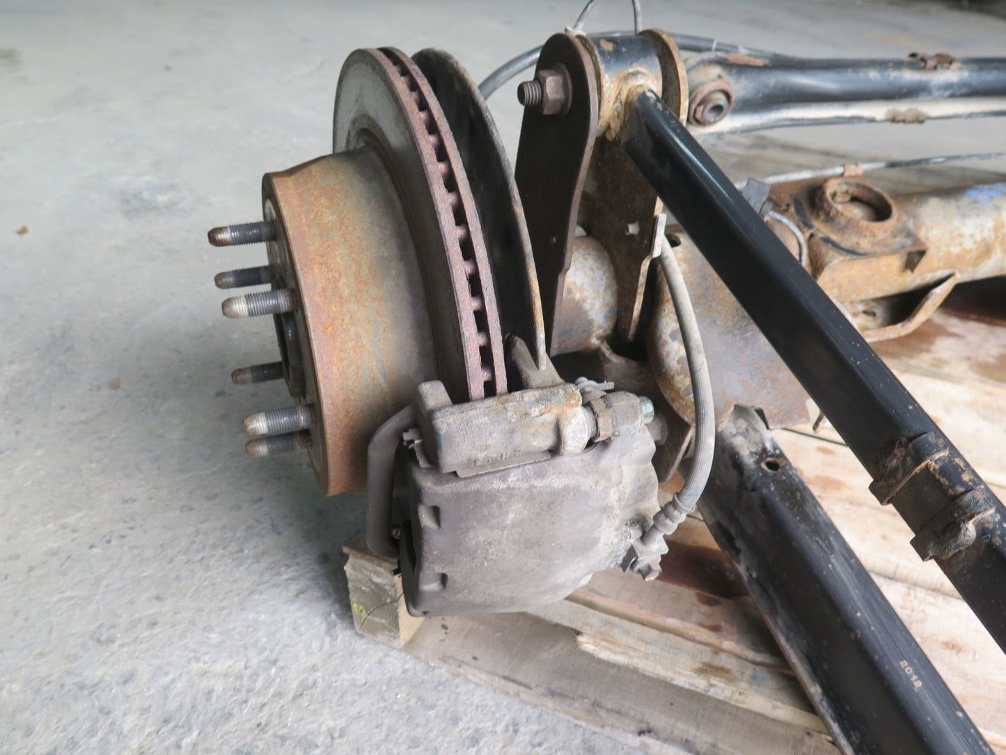 09-14 Cadillac Escalade 4WD Rear Axle Wheel Hub Differential Carrier 3.42 GU6