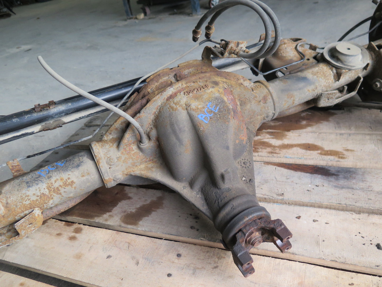 09-14 Cadillac Escalade 4WD Rear Axle Wheel Hub Differential Carrier 3.42 GU6