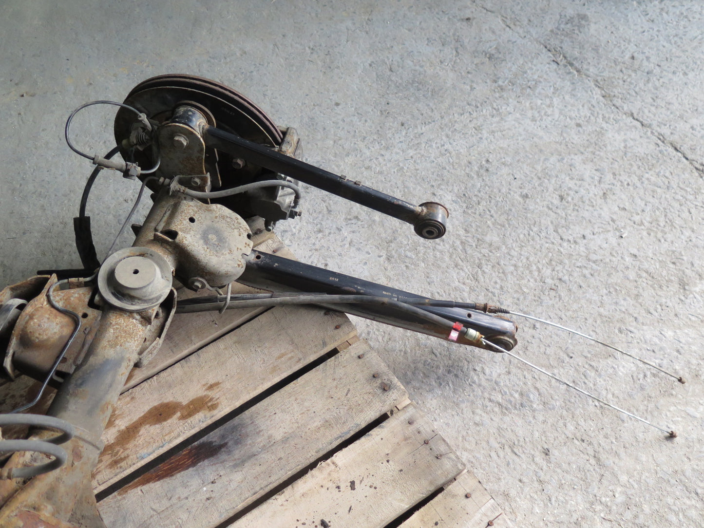 09-14 Cadillac Escalade 4WD Rear Axle Wheel Hub Differential Carrier 3.42 GU6