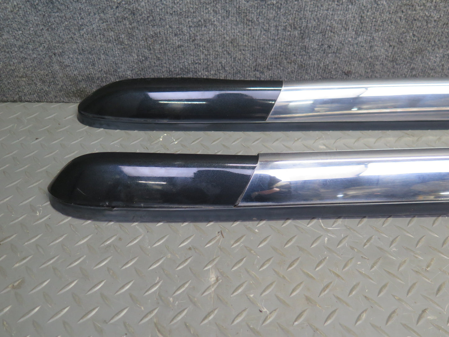 2007-2014 Cadillac Escalade Left & Right Roof Luggage Rack Rail Cross Bar Set