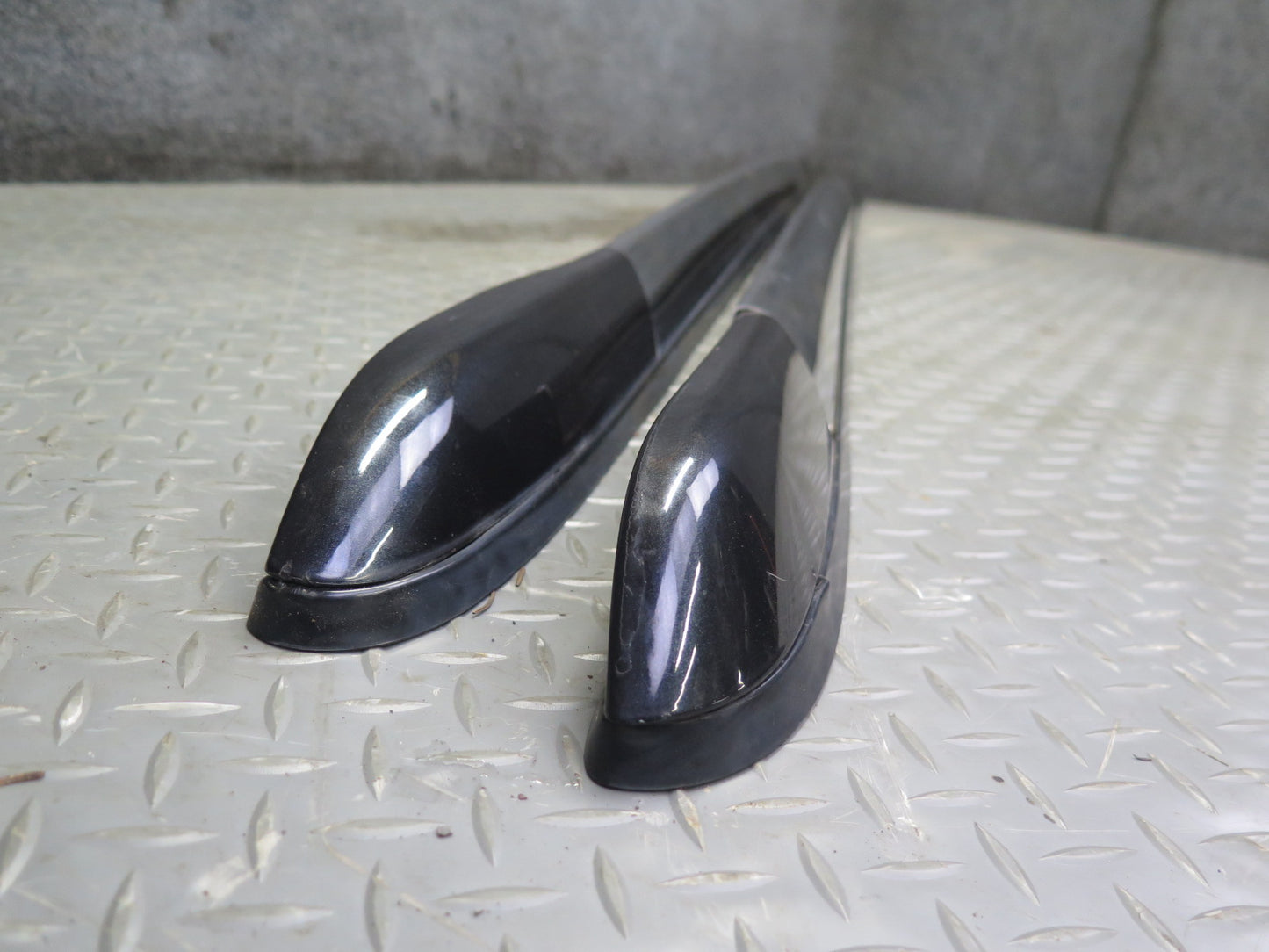 2007-2014 Cadillac Escalade Left & Right Roof Luggage Rack Rail Cross Bar Set