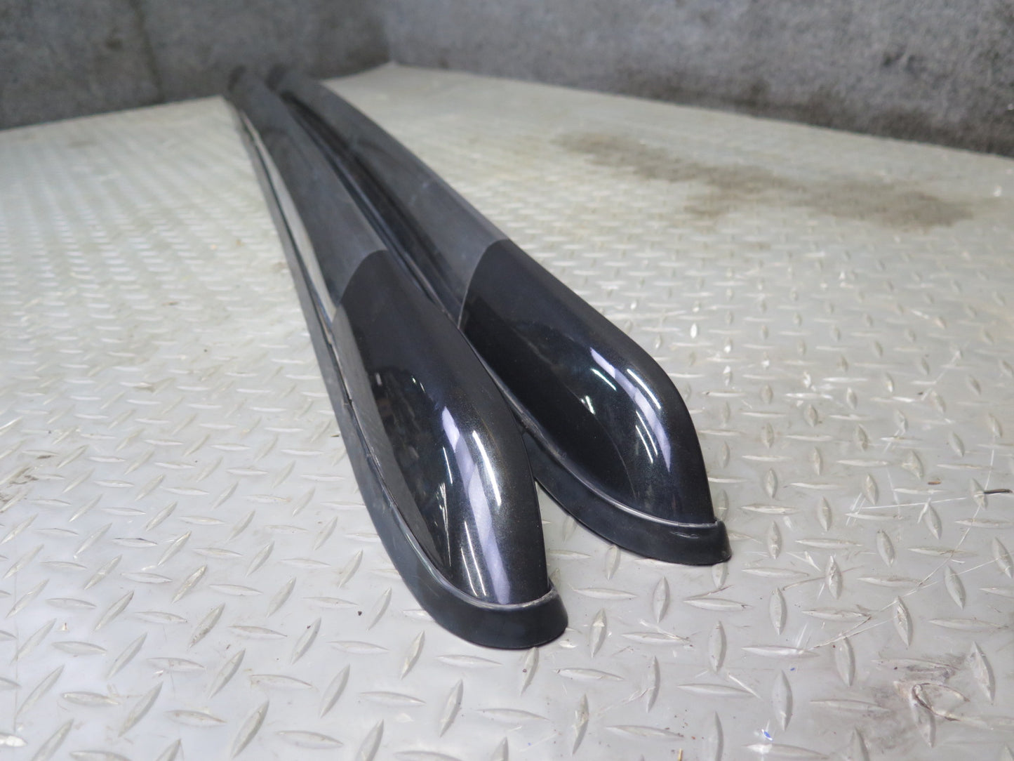 2007-2014 Cadillac Escalade Left & Right Roof Luggage Rack Rail Cross Bar Set