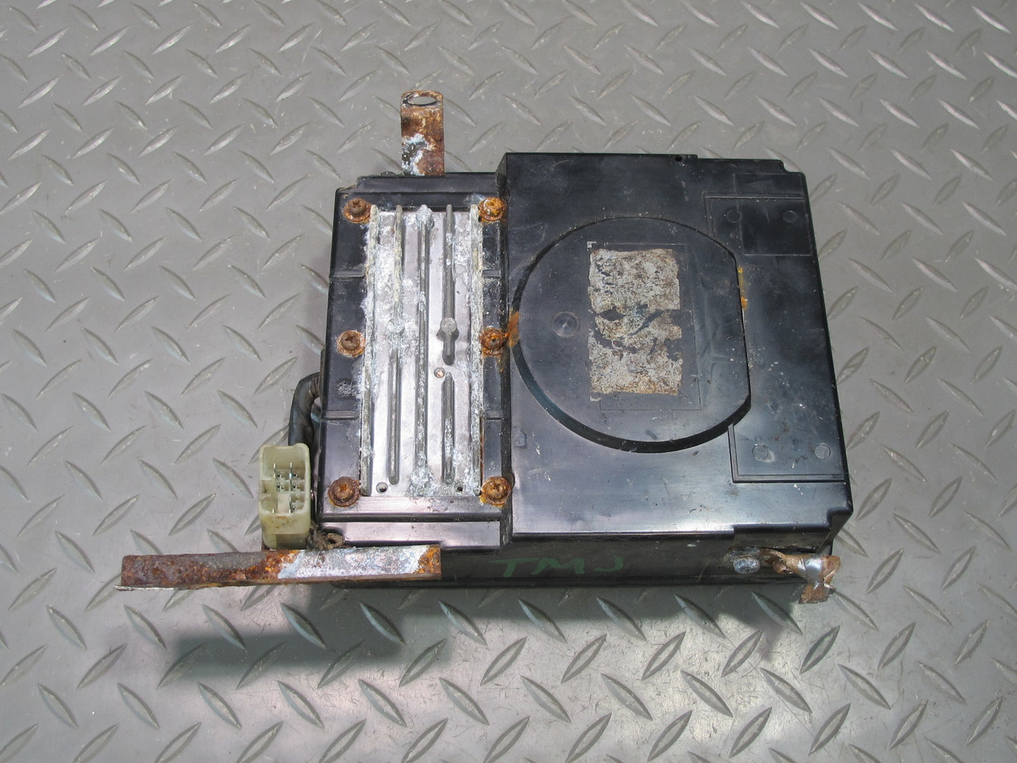 85-89 Toyota MR2 AW15 Subwoofer Speaker w Box Assembly OEM