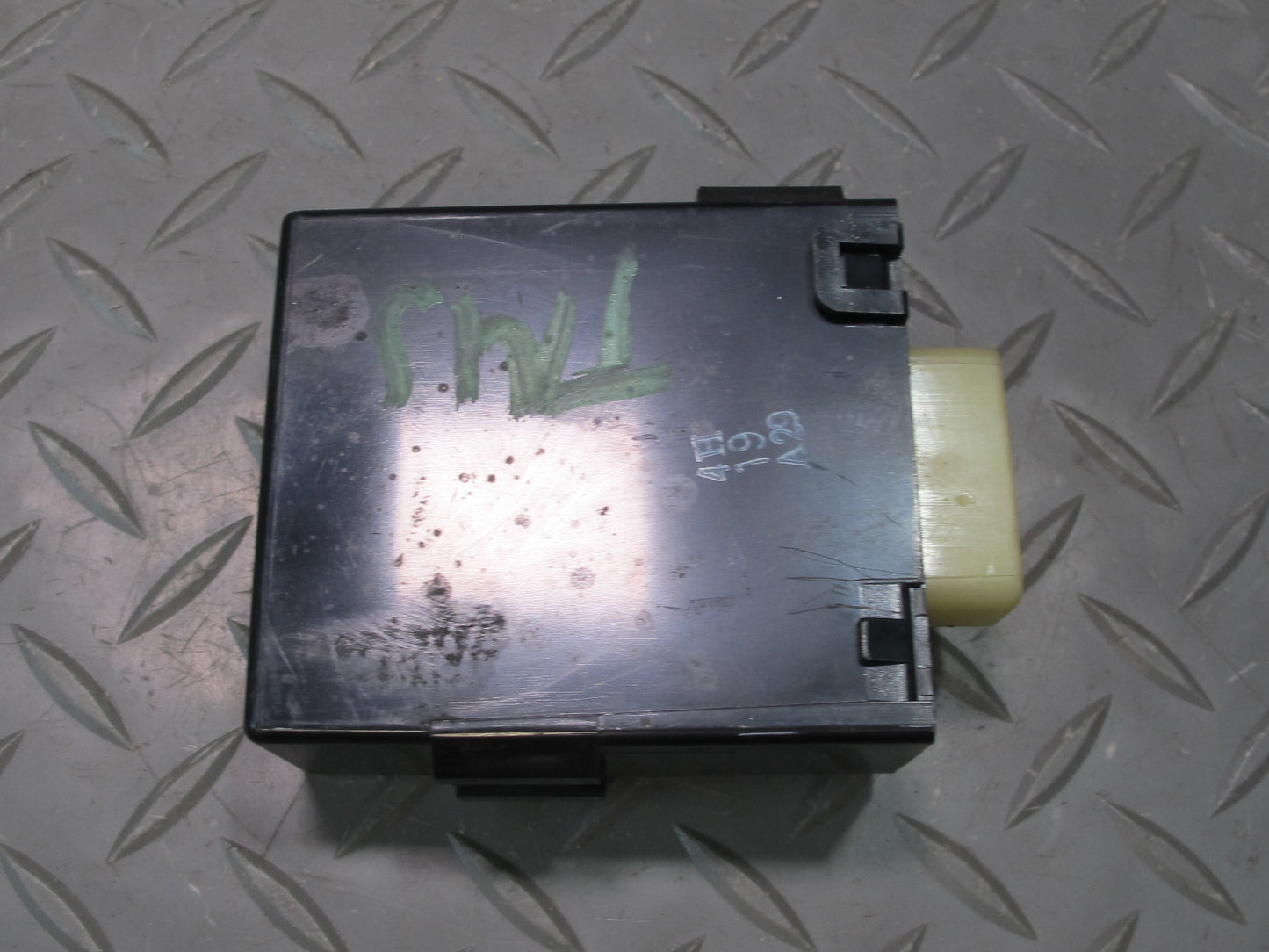 85-89 Toyota MR2 AW15 Headlight Retractor Control Module 85964-17010 OEM