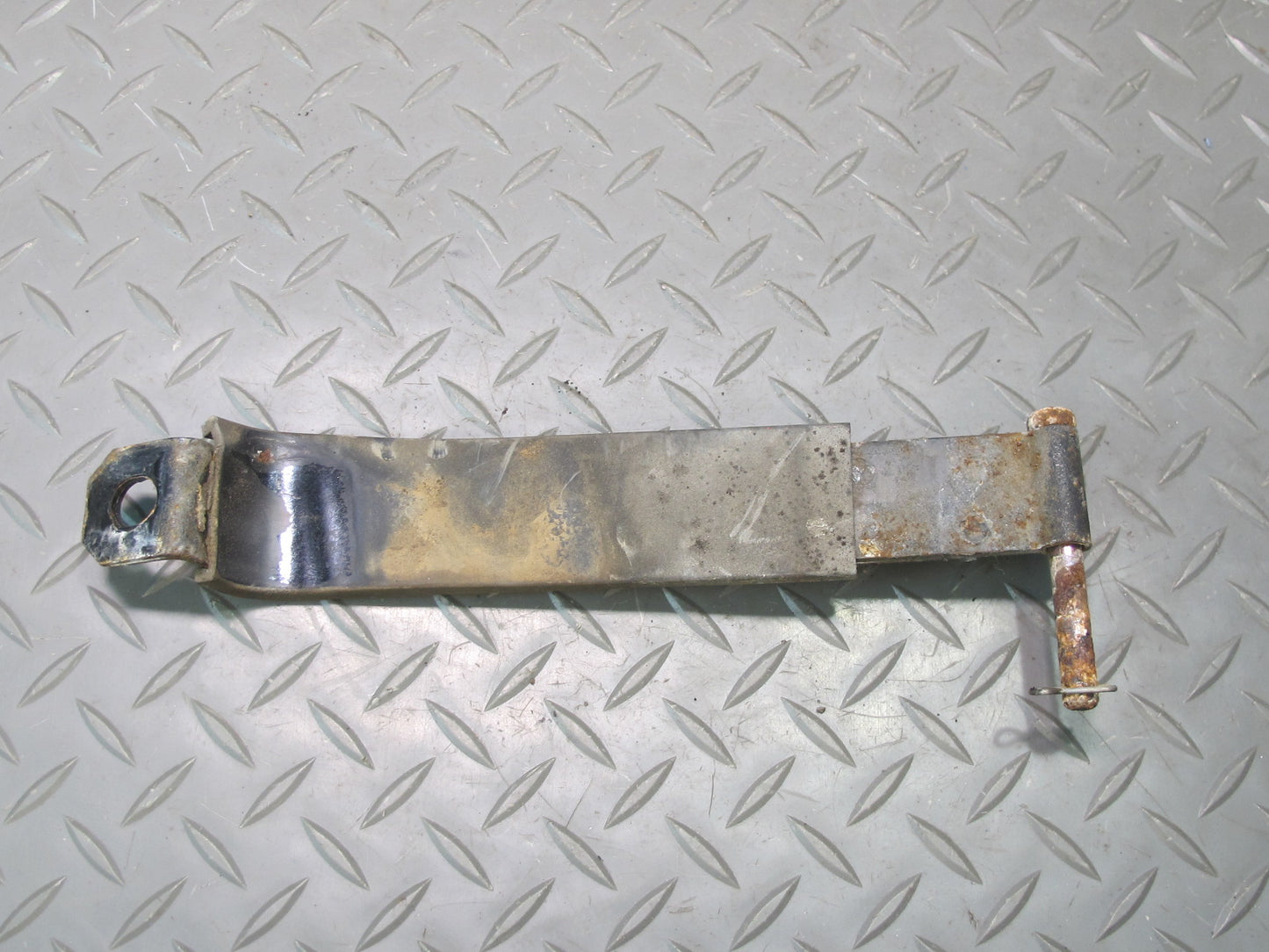 85-89 Toyota MR2 AW15 Set of 2 Fuel Gas Tank Bracket Mount Strap OEM